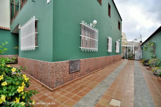 CASA TERRERA EN SARDINA - LAS PALMAS