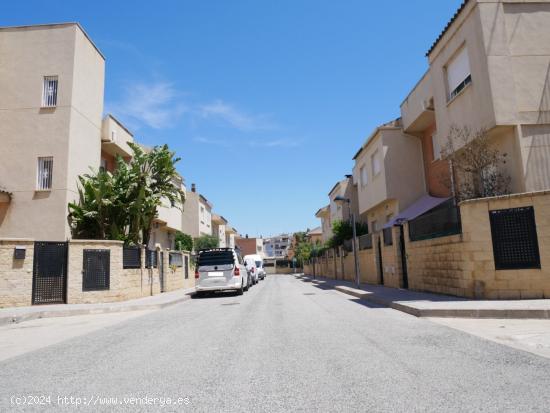 Se vende este fantástico triplex en La Nueva Alberca junto a C.C y ocio Montevida - MURCIA