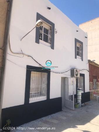  Casa en venta en Campello pueblo - ALICANTE 