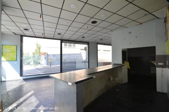  Local comercial en alquiler - BARCELONA 