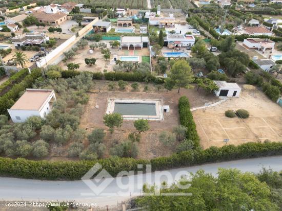 Chalet en Marchena zona venta El  Monje. - SEVILLA