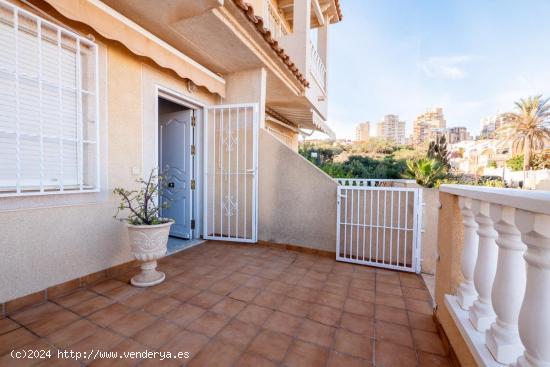 DUPLEX CON VISTAS A LA PLAYA DE LA MATA - ALICANTE