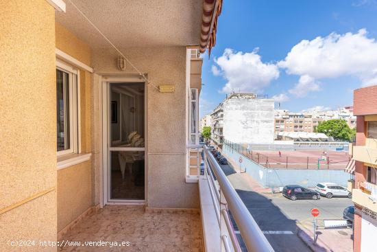 oportunidad de un dormitorio con piscina - ALICANTE