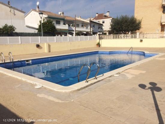 ÁTICO CON VISTAS AL MAR Y PISCINA COMUNITARIA EN CUNIT - TARRAGONA - TARRAGONA