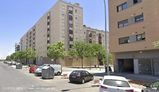  PLAZA DE GARAJE EN VENTA EN POLÍGONO AEROPUERTO - SEVILLA 