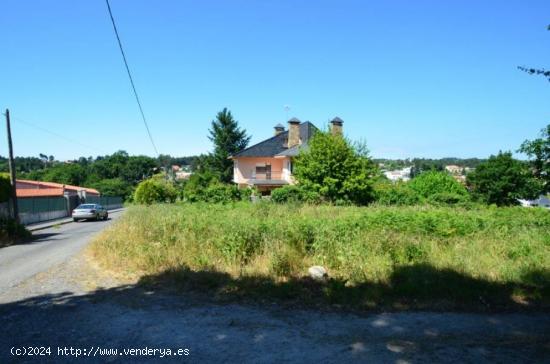 Finca de 900 m2., apta para uno o dos chalés - A CORUÑA