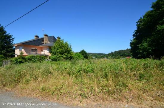 Finca de 900 m2., apta para uno o dos chalés - A CORUÑA