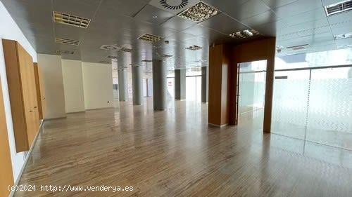 LOCAL COMERCIAL EN ELDA. ALICANTE - ALICANTE