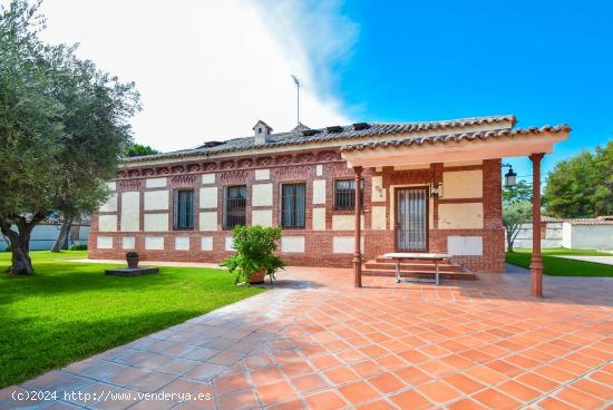 Gran Chalet Singular Independiente con Casita de Invitados en Griñon - MADRID