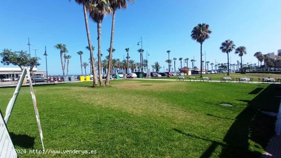 ¡OPORTUNIDAD! Traspaso Frente al mar, Torremolinos, HELADERÍA, CAFETERÍA, TRAGOS, PERRITOS... - M