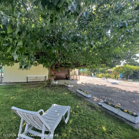 Chalet en Aldeamayor de San Martín - VALLADOLID