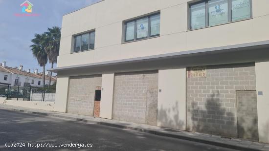 Se alquila local comercial en Edificio Sotovila Guadiaro - CADIZ