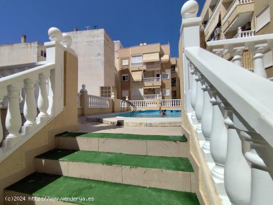  APARTAMENTO A 400 METROS DE LA PLAYA. 2 DORM. 1 BAÑO. PISCINA COMUNITARIA. - ALICANTE 