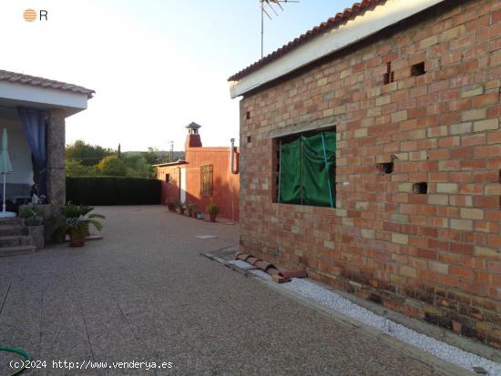 🏡 ¡Paraíso Rural en Cuevas Bajas! Chalet con Piscina - CORDOBA