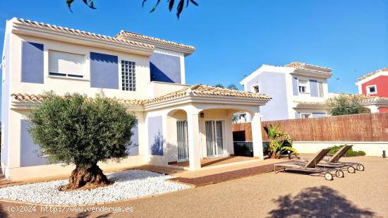 Villa a un precio increíble! - MURCIA