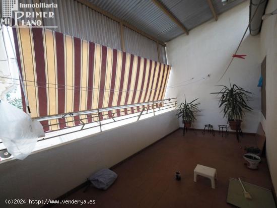 *Vivienda junto a Don VIctor Peñasco, de 6 dorm y 2 baños y 400 m2 construidos por solo 198.000€