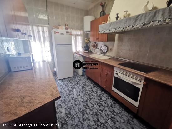  INMOBILIARIA TEJARES VENDE CASA ZONA FRANCISCANOS - ALBACETE 