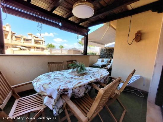 Atico con terraza y solárium en Isla del Fraile Resort - MURCIA