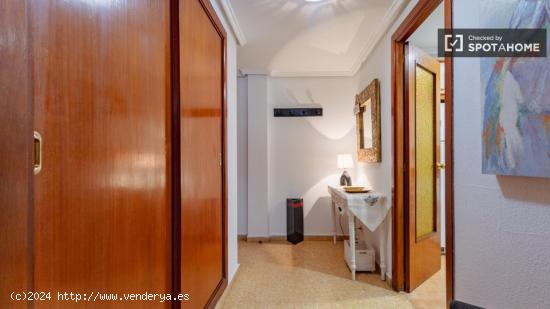 Apartamento de 2 dormitorios en alquiler en Algirós - VALENCIA