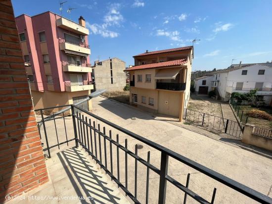 Piso de 4 habitaciones en el arrabal de Valderrobres - TERUEL