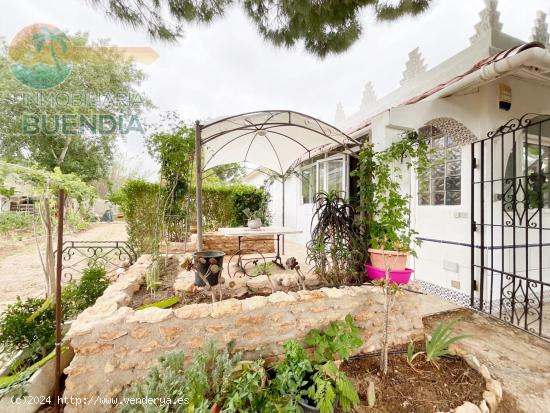 Encantadora casa de campo en Perin con piscina y hermosos jardines - MURCIA