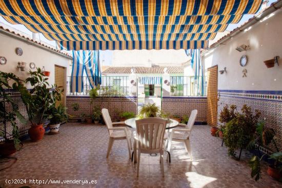 Preciosa Casa en La Carolina - JAEN