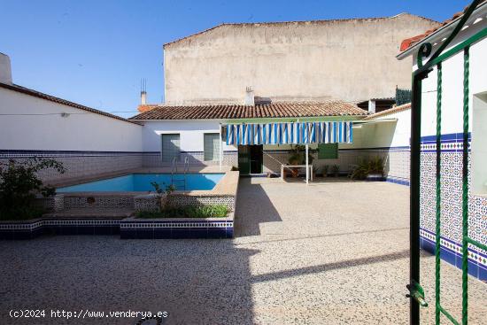 Preciosa Casa en La Carolina - JAEN