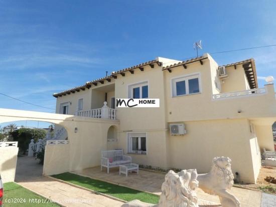 Magnífica villa con excelentes vistas al mar a la venta en Alfaz del Pi - ALICANTE