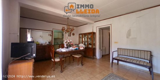 Unifamiliar adosada en venta  en Almacelles - Lleida