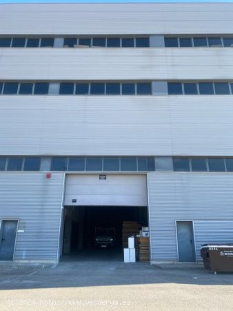 Nave industrial en venta  en Sant Just Desvern - Barcelona