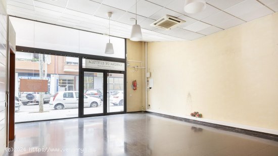 Local comercial en alquiler  en Barcelona - Barcelona