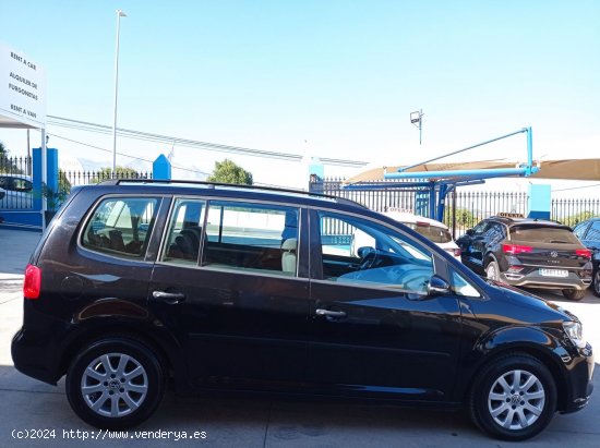 Volkswagen Touran  1.6 TDI  105CV 7PL - Manilva