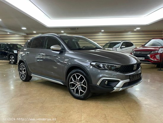  Fiat Tipo CROSS 1.0T GSE 100CV - Lugo 