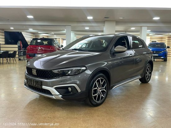 Fiat Tipo CROSS 1.0T GSE 100CV - Lugo