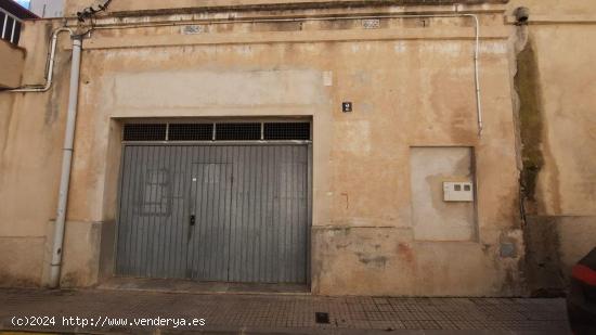 Local de 130 m2 en el centro del pueblo. - TARRAGONA