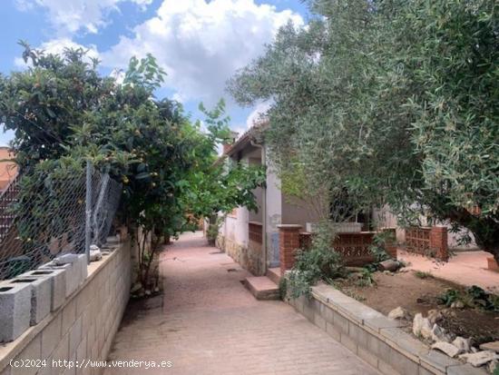  CASA A REFORMAR EN VENDA A LA TORRE DE CLARAMUNT - PINEDES - BARCELONA 