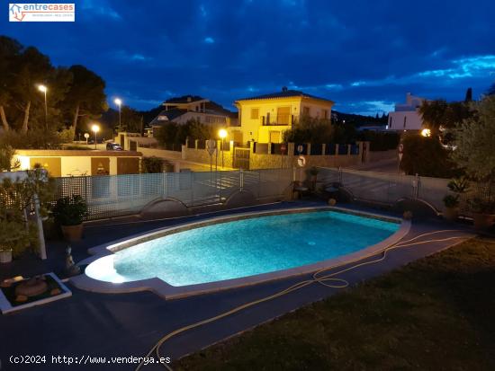 MAGNÍFICO CHALET A LA VENTA EN ALTURA (CASTELLÓN) - CASTELLON