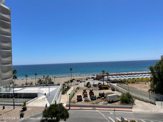 Piso en venta con vistas al mar - MALAGA