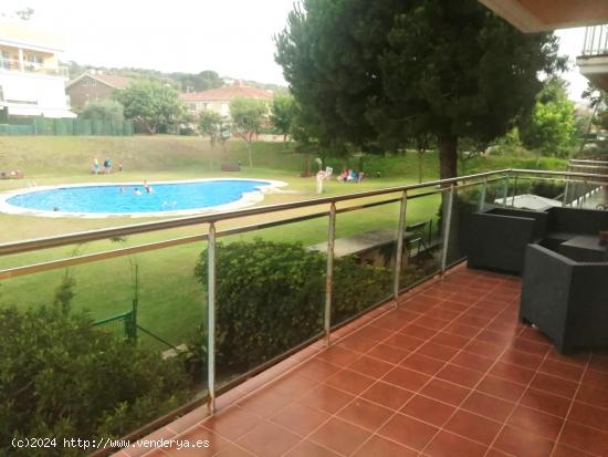  PISO a 5 minutos de la playa, terraza, pista de tenis y piscina - TARRAGONA 