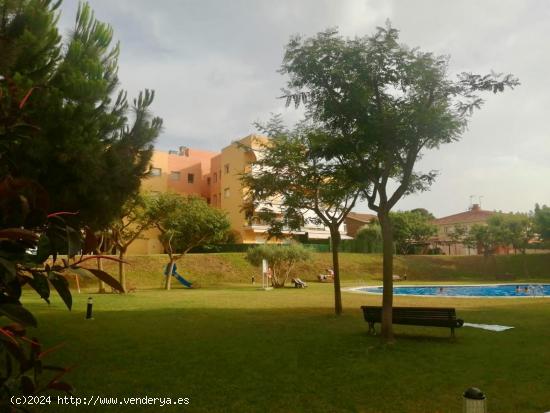 PISO a 5 minutos de la playa, terraza, pista de tenis y piscina - TARRAGONA