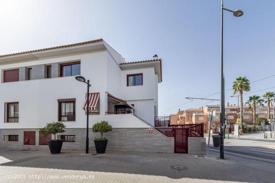 Casa en Armilla, junto al Nevada. - GRANADA