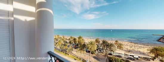 ¡Vive la vida en la costa mediterránea como nunca antes lo has hecho! 🏖️🌞 - ALICANTE