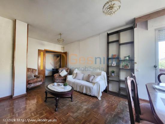 Gran Vivienda en pleno CENTRO DE SEGOVIA de 4 DORMITORIOS , 2  BAÑOS  y ASCENSOR - SEGOVIA