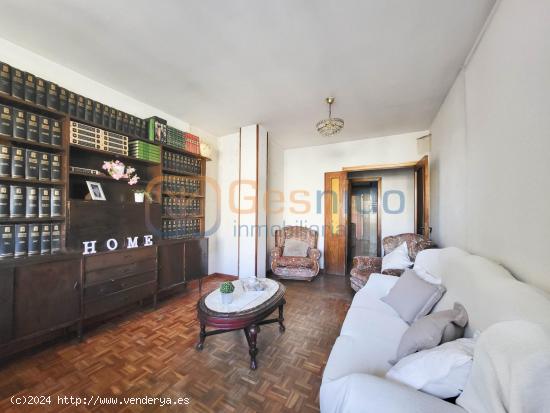 Gran Vivienda en pleno CENTRO DE SEGOVIA de 4 DORMITORIOS , 2  BAÑOS  y ASCENSOR - SEGOVIA