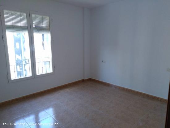 Se Vende en Almansa - ALBACETE