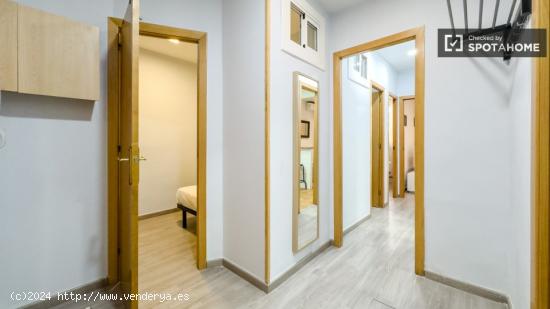 Apartamento de 3 dormitorios en alquiler en Poble-sec - BARCELONA