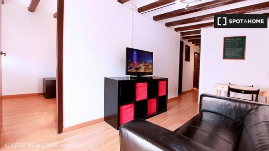 Precioso apartamento de 2 dormitorios en alquiler en Poble-sec - BARCELONA