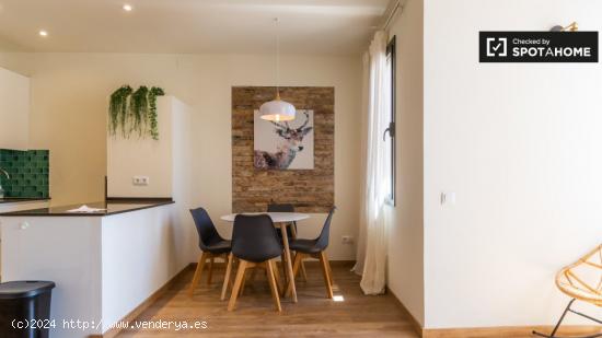 Elegante apartamento de 3 dormitorios en alquiler en Poblenou - BARCELONA