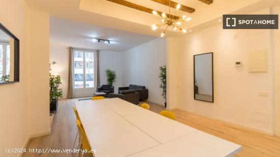 Apartamento entero de 3 habitaciones en Barcelona. - BARCELONA