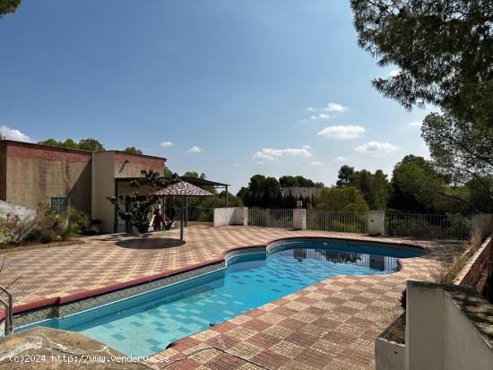 CASA DE CAMPO RÚSTICA EN CARLET 🌳🏡 - VALENCIA